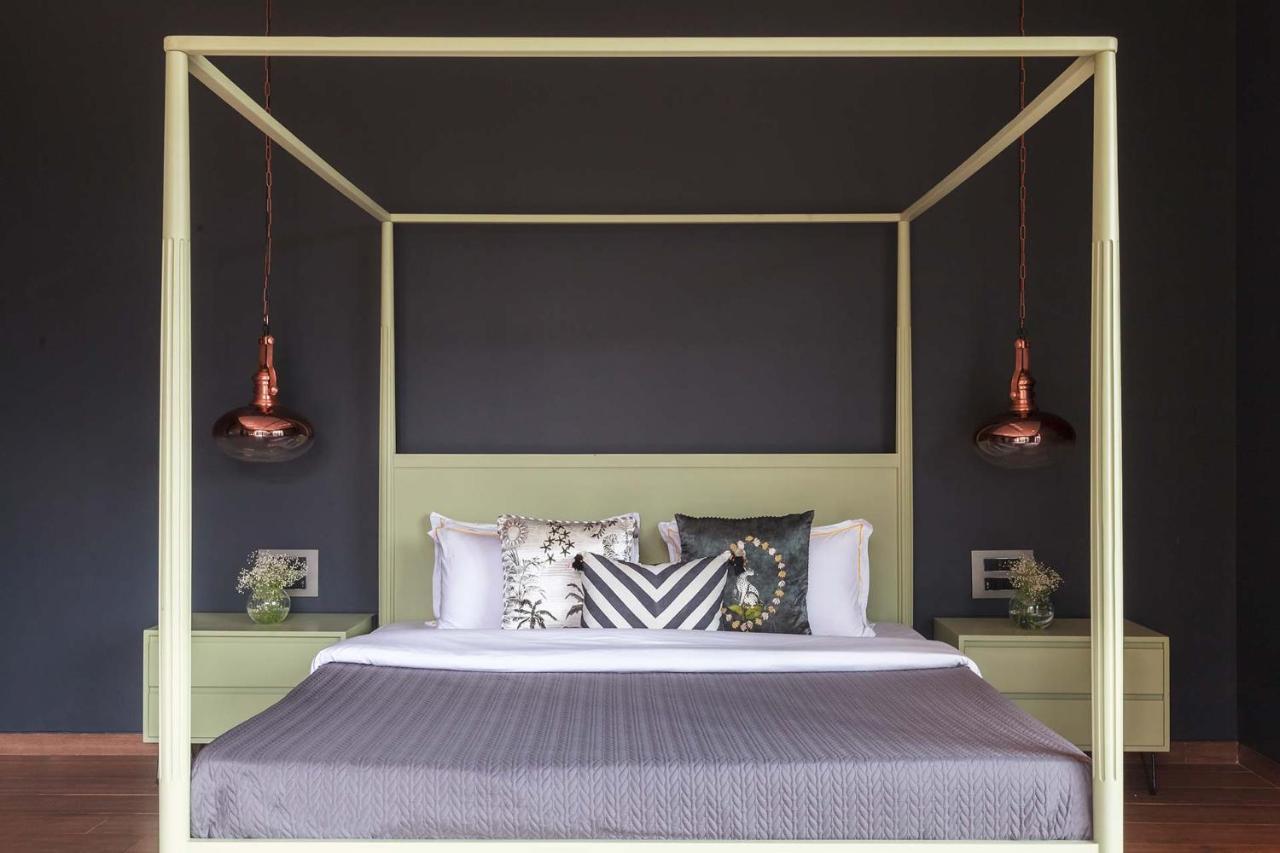 Stayvista At The Charcoal Villa Luxury Collection อลีบาก ภายนอก รูปภาพ