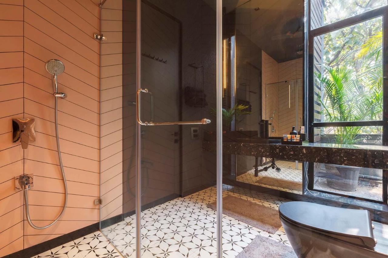 Stayvista At The Charcoal Villa Luxury Collection อลีบาก ภายนอก รูปภาพ