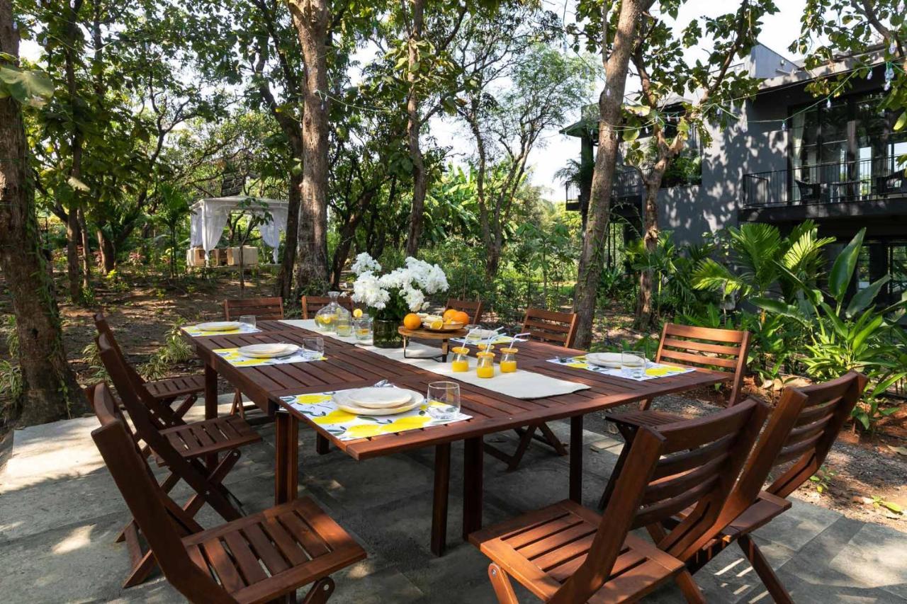 Stayvista At The Charcoal Villa Luxury Collection อลีบาก ภายนอก รูปภาพ